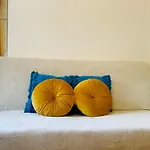 Luxury 4-bedroom In Centre - Self-check In & Fast Wifi Varsó
