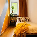 Luxury 4-bedroom In Centre - Self-check In & Fast Wifi