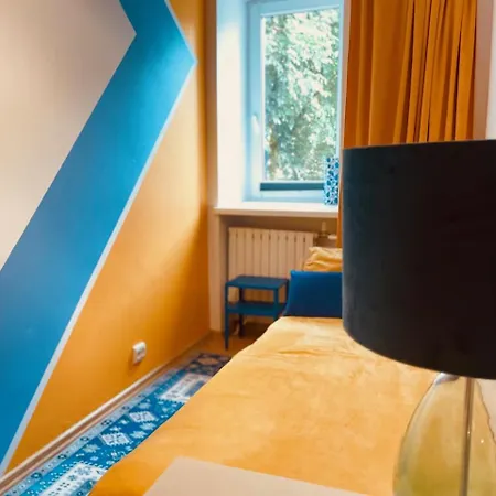 Apartment Luxury 4-bedroom In Centre - Self-check In & Fast Wifi *