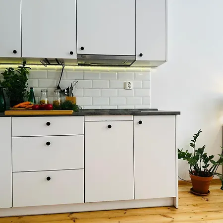 Apartment Luxury 4-bedroom In Centre - Self-check In & Fast Wifi