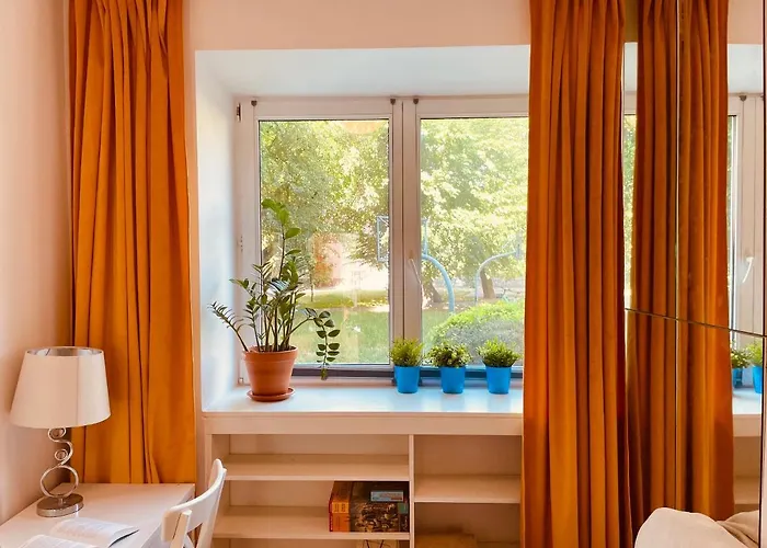 Luxury 4-bedroom In Centre - Self-check In & Fast Wifi * Warszawa