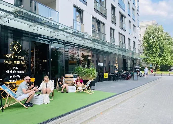 Lejlighed Luxury 4-bedroom In Centre - Self-check In & Fast Wifi