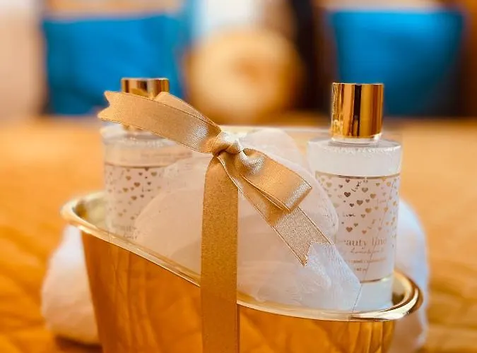 Lejlighed Luxury 4-bedroom In Centre - Self-check In & Fast Wifi