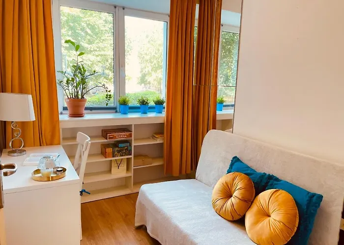 Luxury 4-bedroom In Centre - Self-check In & Fast Wifi Lejlighed Warszawa