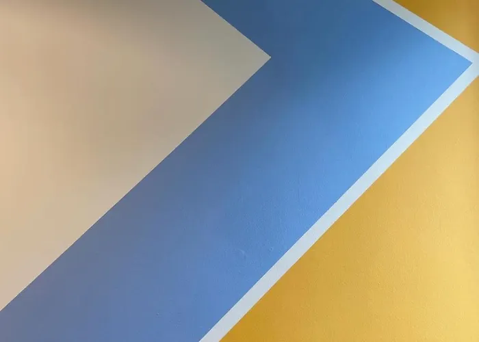 Luxury 4-bedroom In Centre - Self-check In & Fast Wifi Lejlighed