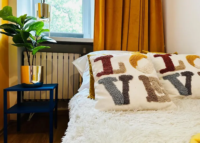 Lejlighed Luxury 4-bedroom In Centre - Self-check In & Fast Wifi