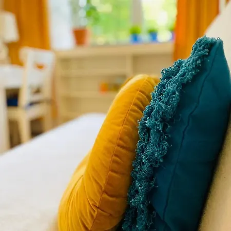 Luxury 4-bedroom In Centre - Self-check In & Fast Wifi *