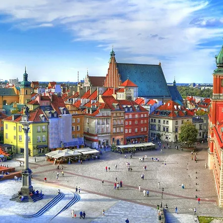 Luxury 4-bedroom In Centre - Self-check In & Fast Wifi Lägenhet Warszawa