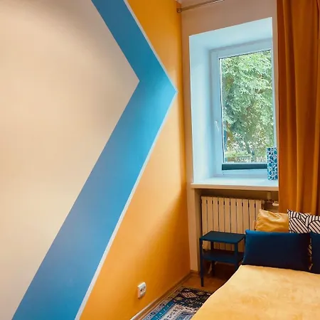 Lägenhet Luxury 4-bedroom In Centre - Self-check In & Fast Wifi Warszawa